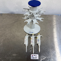 Eppendorf Research x3 Pipettes image 2